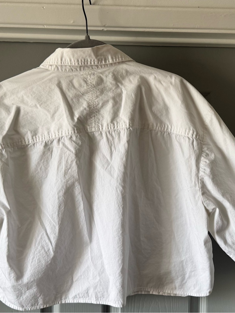 Banana Republic White Cropped Short-Sleeve Button-Up Top - Picture 2 of 3